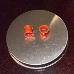 2g Silicone Tunnels